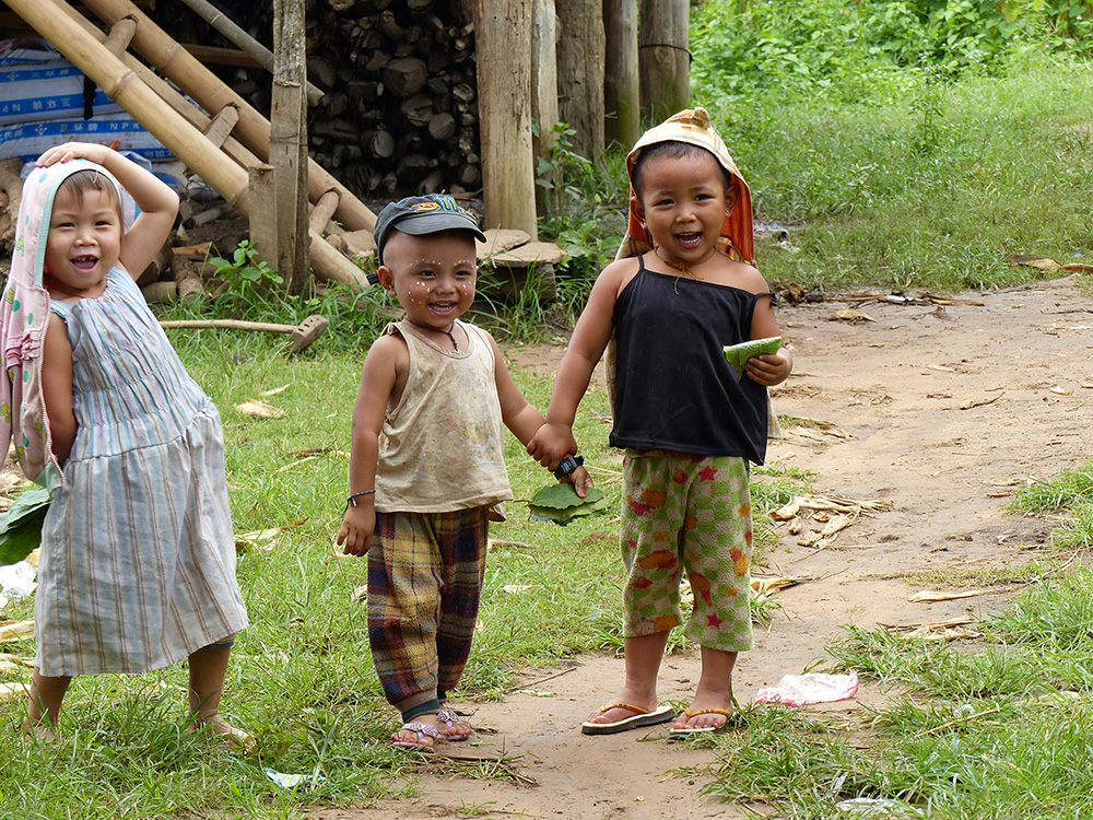 Enfants du Myanmar